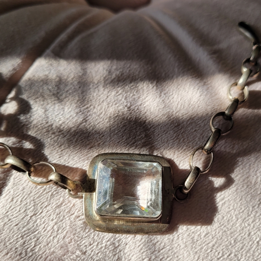 Silver bracelet with crystal detail - Picture 1 of 2